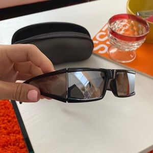 Carolina Lemke Kim Kardashian West SUNGLASSES